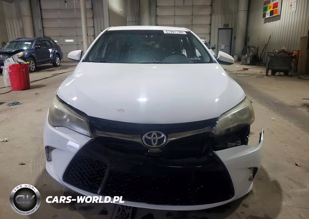 2017 Toyota Camry Se VIN:4T1BF1FK8HU310032 - 5