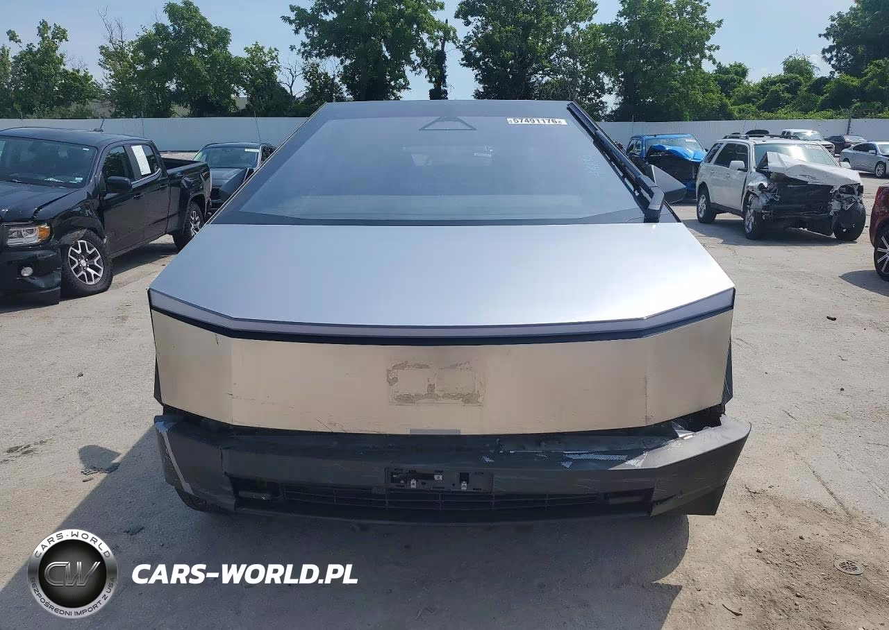 2025 Tesla Cybertruck VIN:7G2CEHED0SA072551 - 5