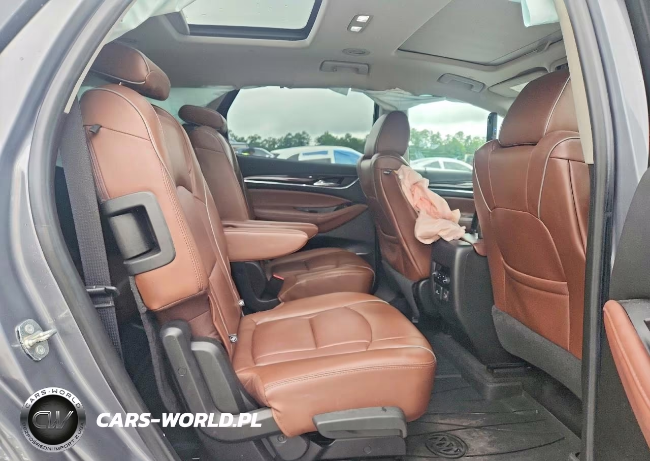 2018 Buick Enclave Avenir VIN:5GAEVCKWXJJ239062 - 10