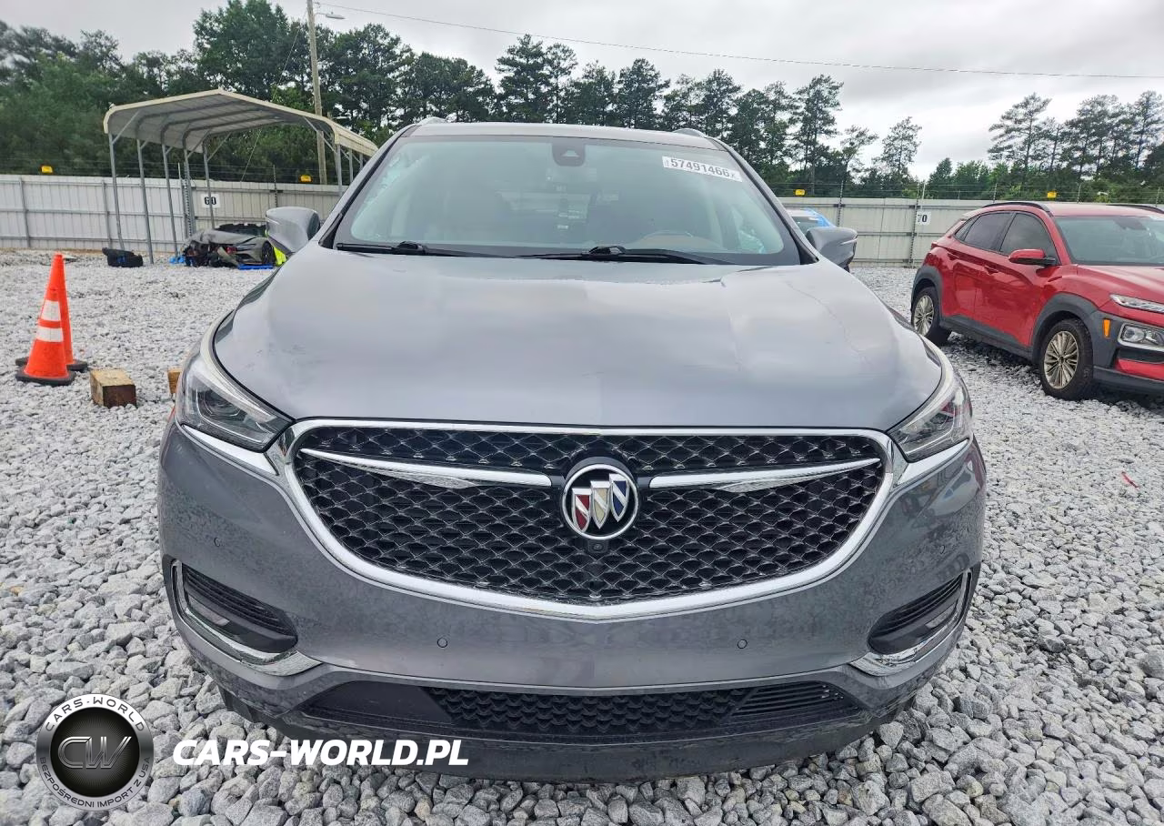 2018 Buick Enclave Avenir VIN:5GAEVCKWXJJ239062 - 4