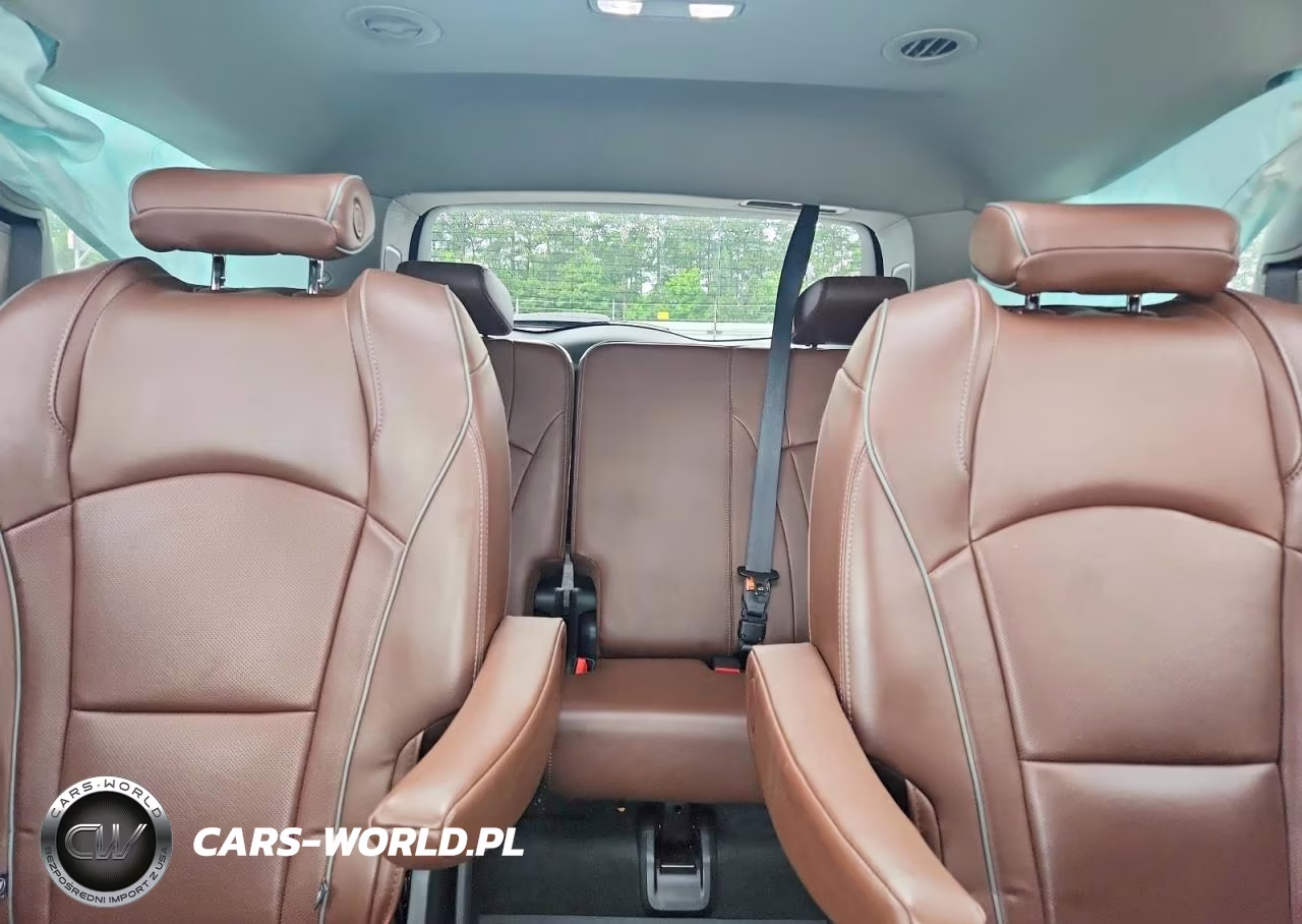 2018 Buick Enclave Avenir VIN:5GAEVCKWXJJ239062 - 9