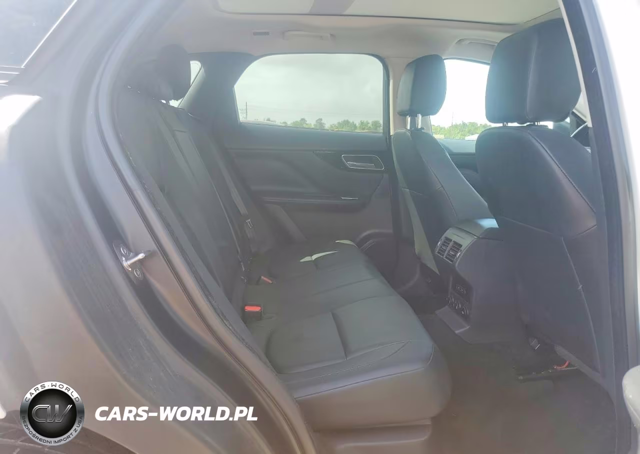 2017 Jaguar F-Pace Premium VIN:SADCJ2BV1HA074469 - 10