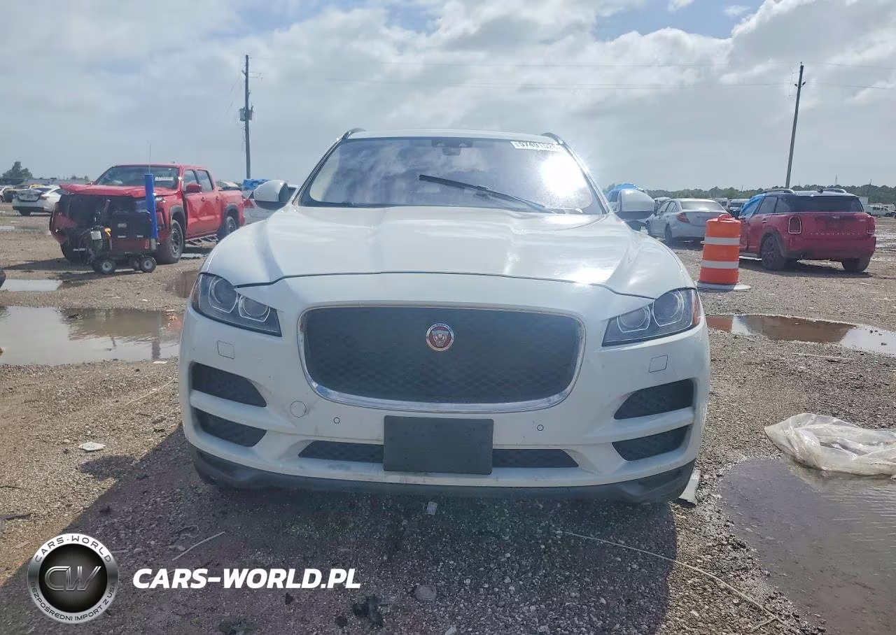 2017 Jaguar F-Pace Premium VIN:SADCJ2BV1HA074469 - 5