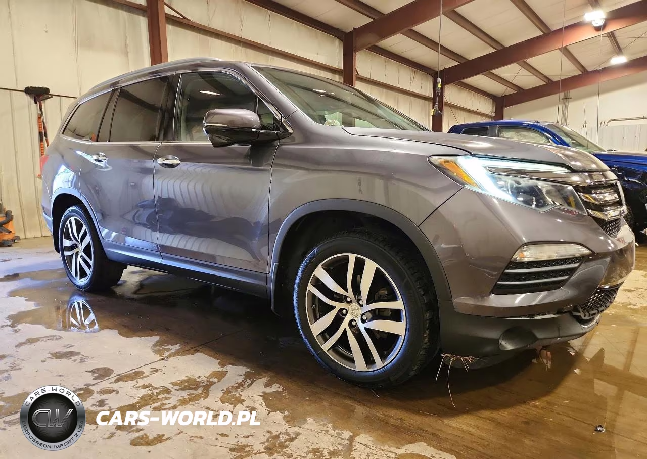 2016 Honda Pilot Touring VIN:5FNYF6H90GB057916 - 4