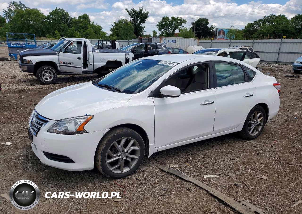 2015 Nissan Sentra S – zdjęcie 1 z 12