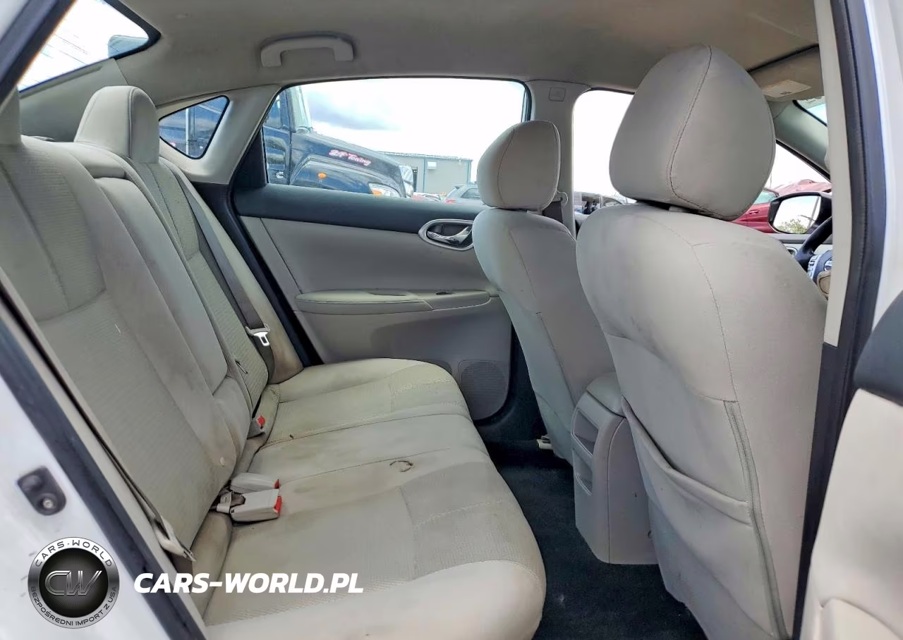 2015 Nissan Sentra S VIN:3N1AB7AP7FY349015 - 10