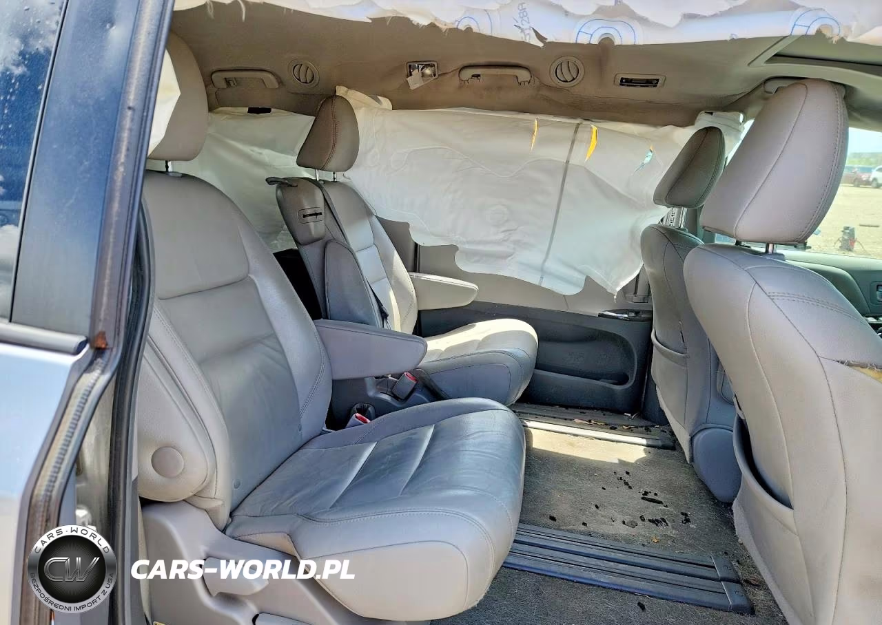 2017 Toyota Sienna Xle 8-Passenger VIN:5TDYZ3DCXHS778927 - 10
