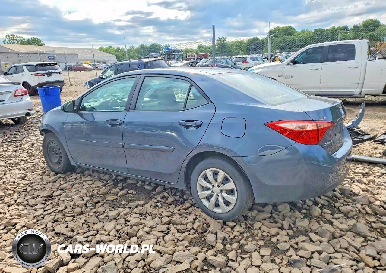 2019 Toyota Corolla Le VIN:2T1BURHE3KC199457 - 2