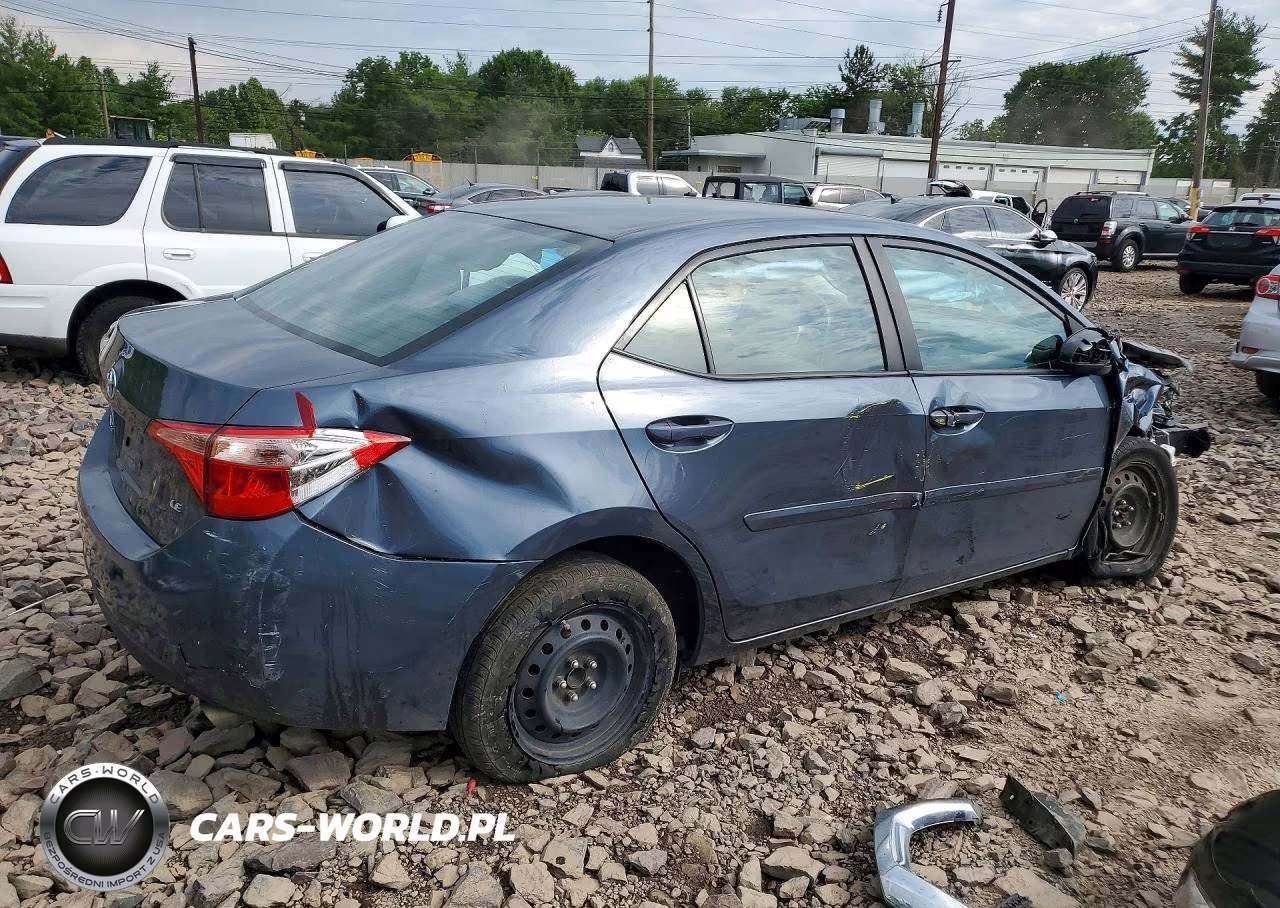 2019 Toyota Corolla Le VIN:2T1BURHE3KC199457 - 3