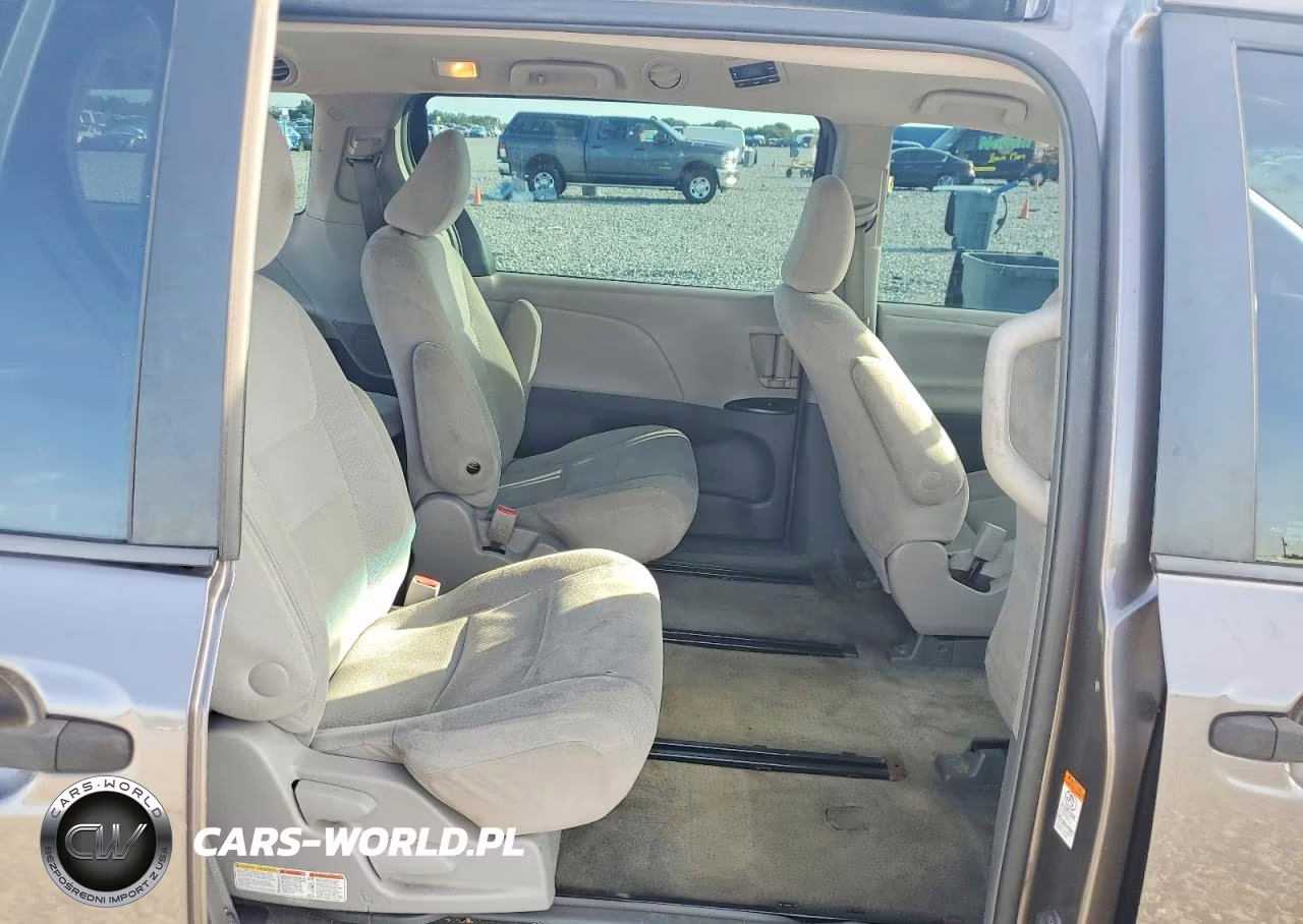 2015 Toyota Sienna L 7-Passenger VIN:5TDZK3DC4FS603191 - 11