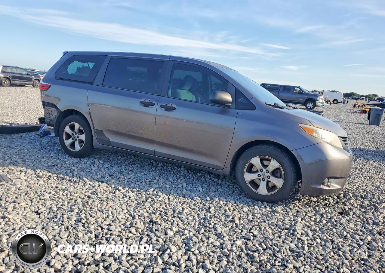2015 Toyota Sienna L 7-Passenger VIN:5TDZK3DC4FS603191 - 4