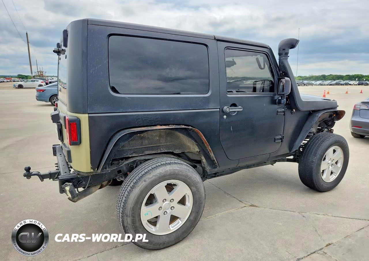 2010 Jeep Wrangler Sport VIN:1J4AA2D14AL216900 - 3