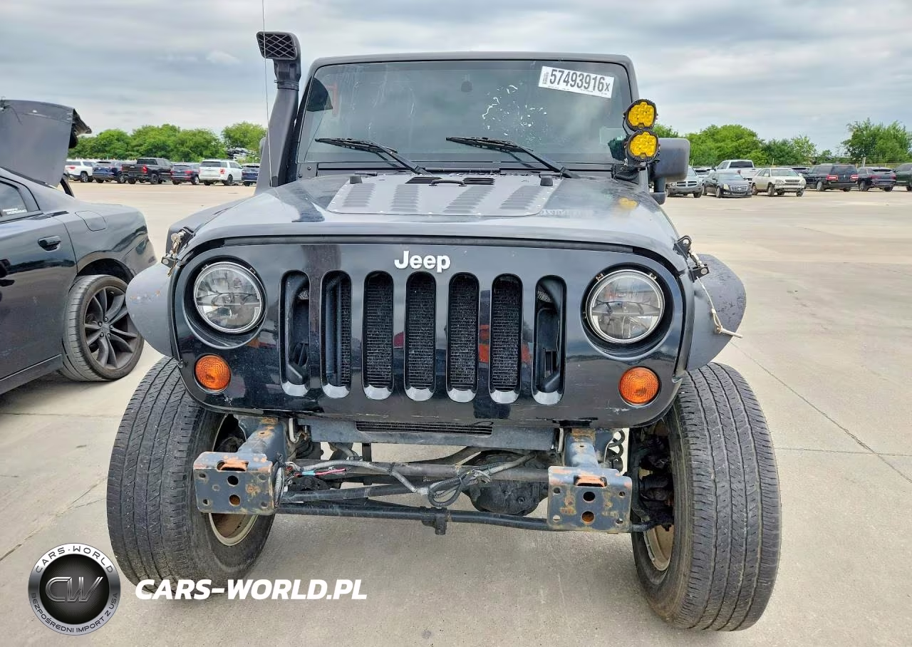 2010 Jeep Wrangler Sport VIN:1J4AA2D14AL216900 - 5