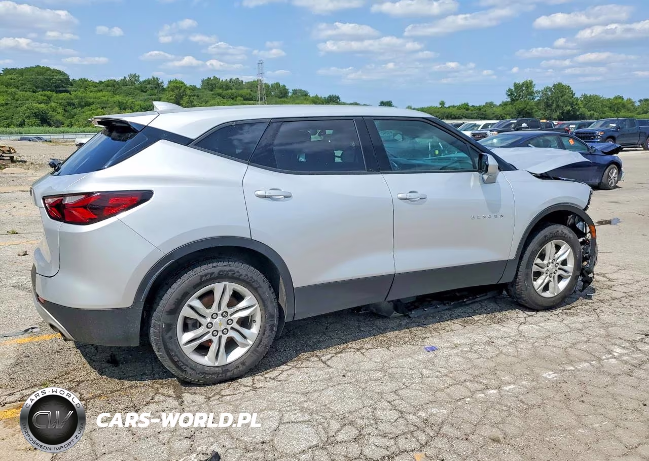 2021 Chevrolet Blazer 2Lt VIN:3GNKBCR47MS561151 - 3