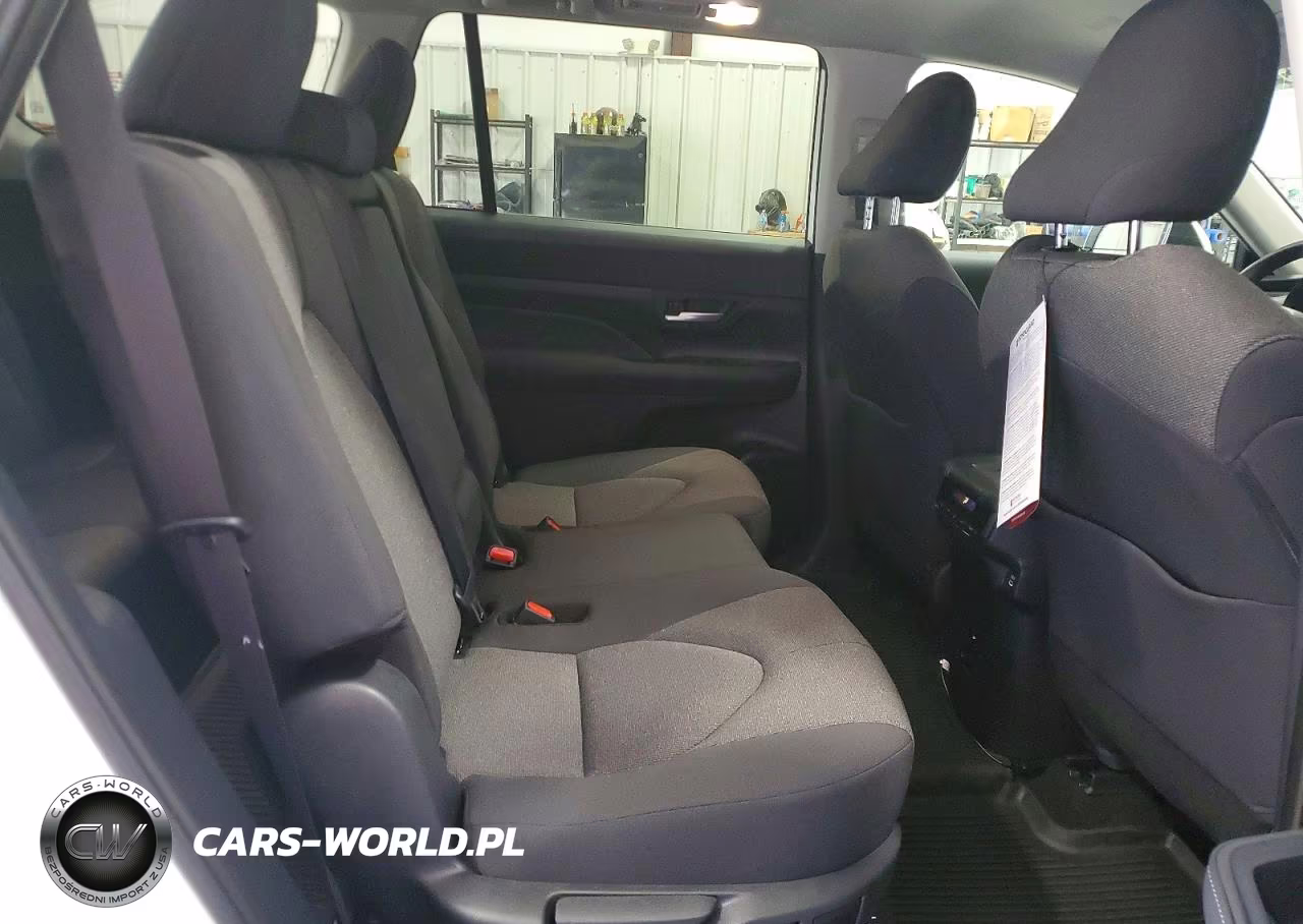2026 Toyota Grand Highlander Le VIN:5TDAAAA54TS042917 - 11