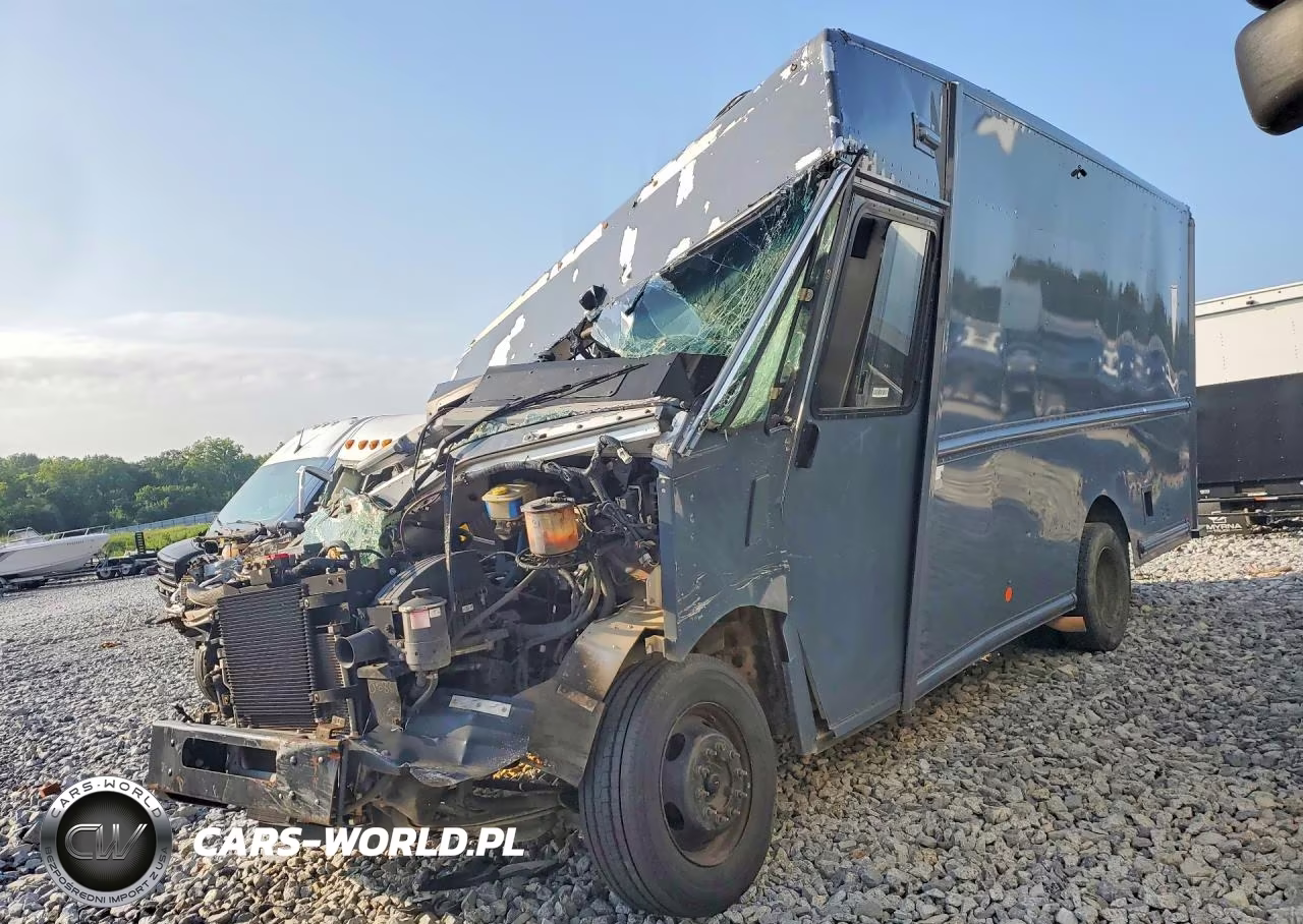 2019 Ford F59 Delivery Truck
