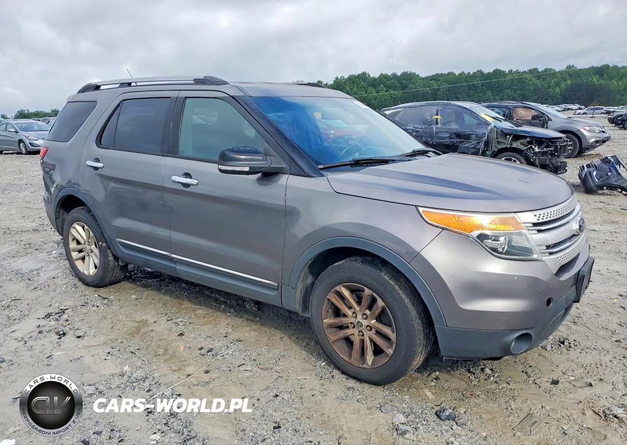2013 Ford Explorer Xlt VIN:1FM5K8D86DGC30245 - 4