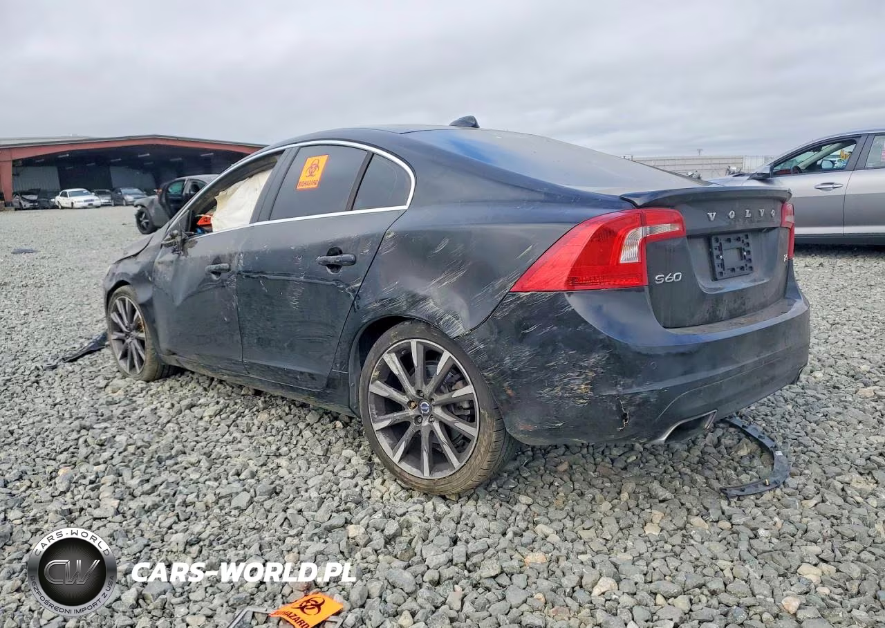 2015 Volvo S60 Platinum VIN:YV126MFM8F2359855 - 2