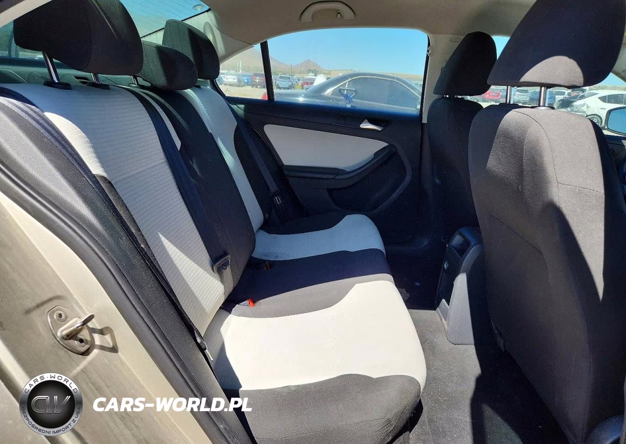 2015 Volkswagen Jetta Base VIN:3VW2K7AJ5FM266202 - 10