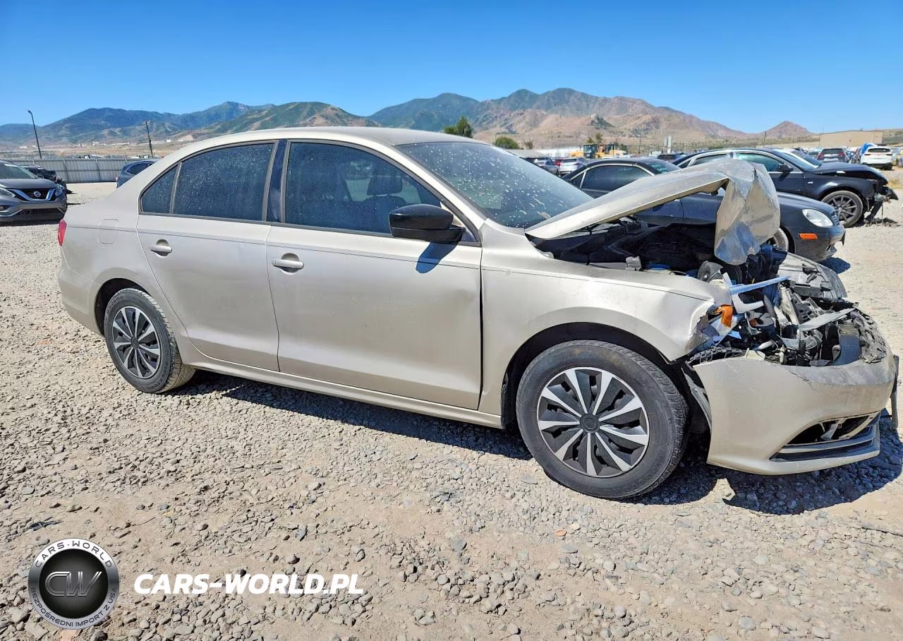 2015 Volkswagen Jetta Base VIN:3VW2K7AJ5FM266202 - 4