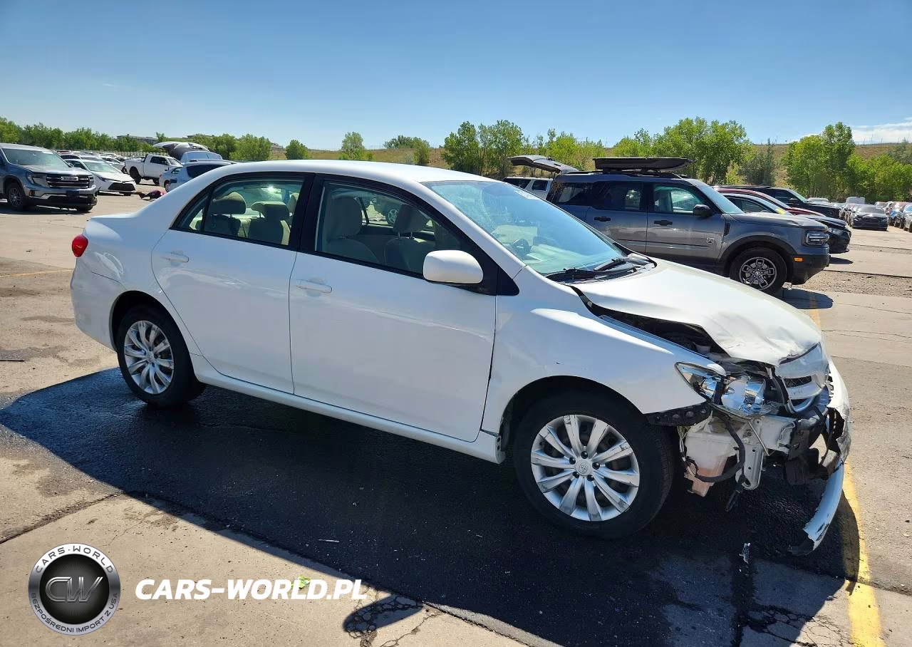 2012 Toyota Corolla Le VIN:JTDBU4EE0C9175230 - 4