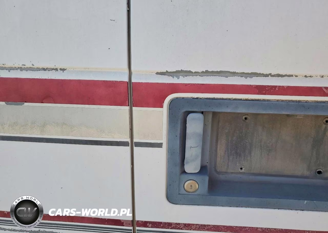 1997 Ford Econoline E150 Van VIN:1FDEE14L2VHA05996 - 10