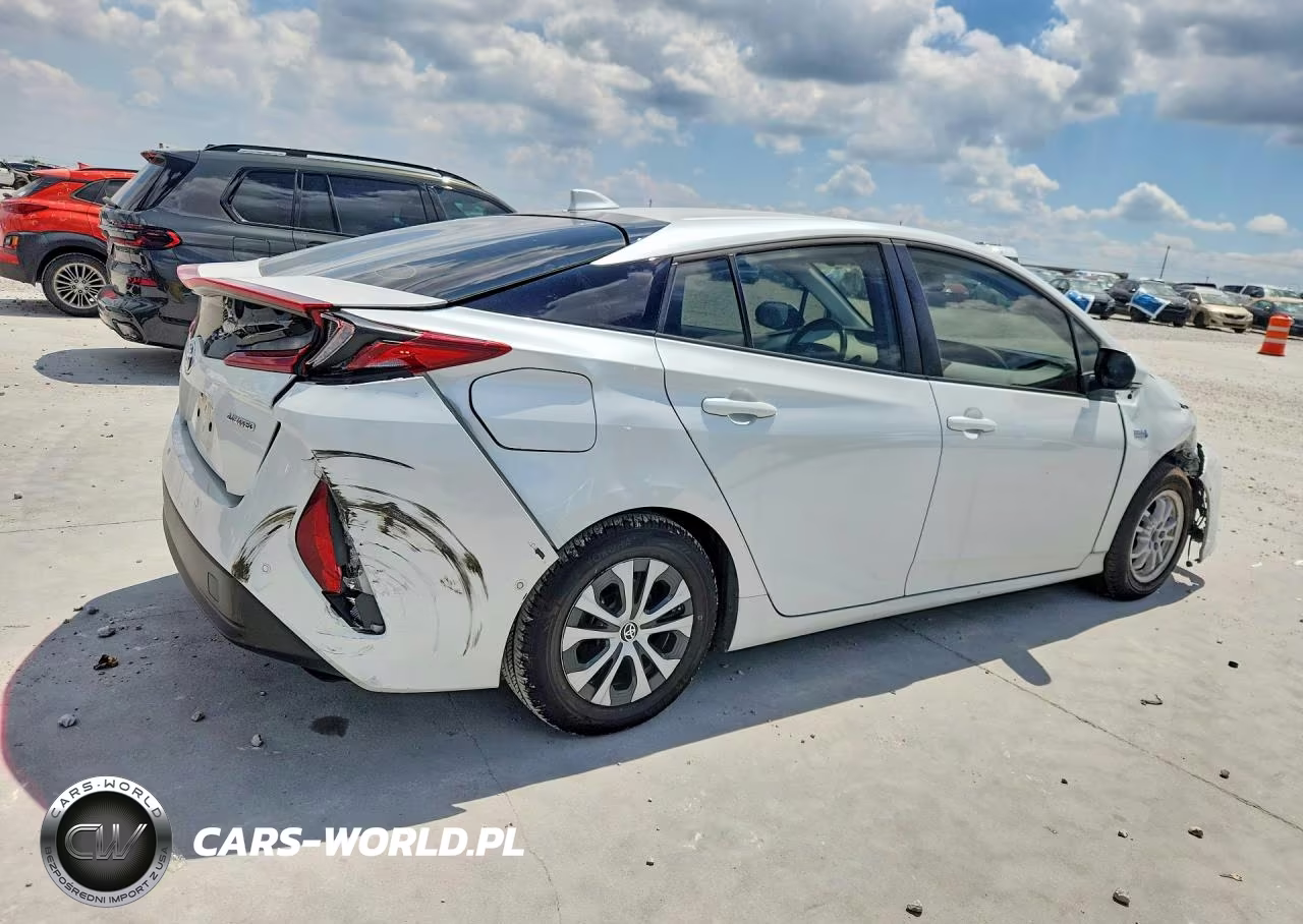 2021 Toyota Prius Prime Limited VIN:JTDKAMFP1M3189263 - 3