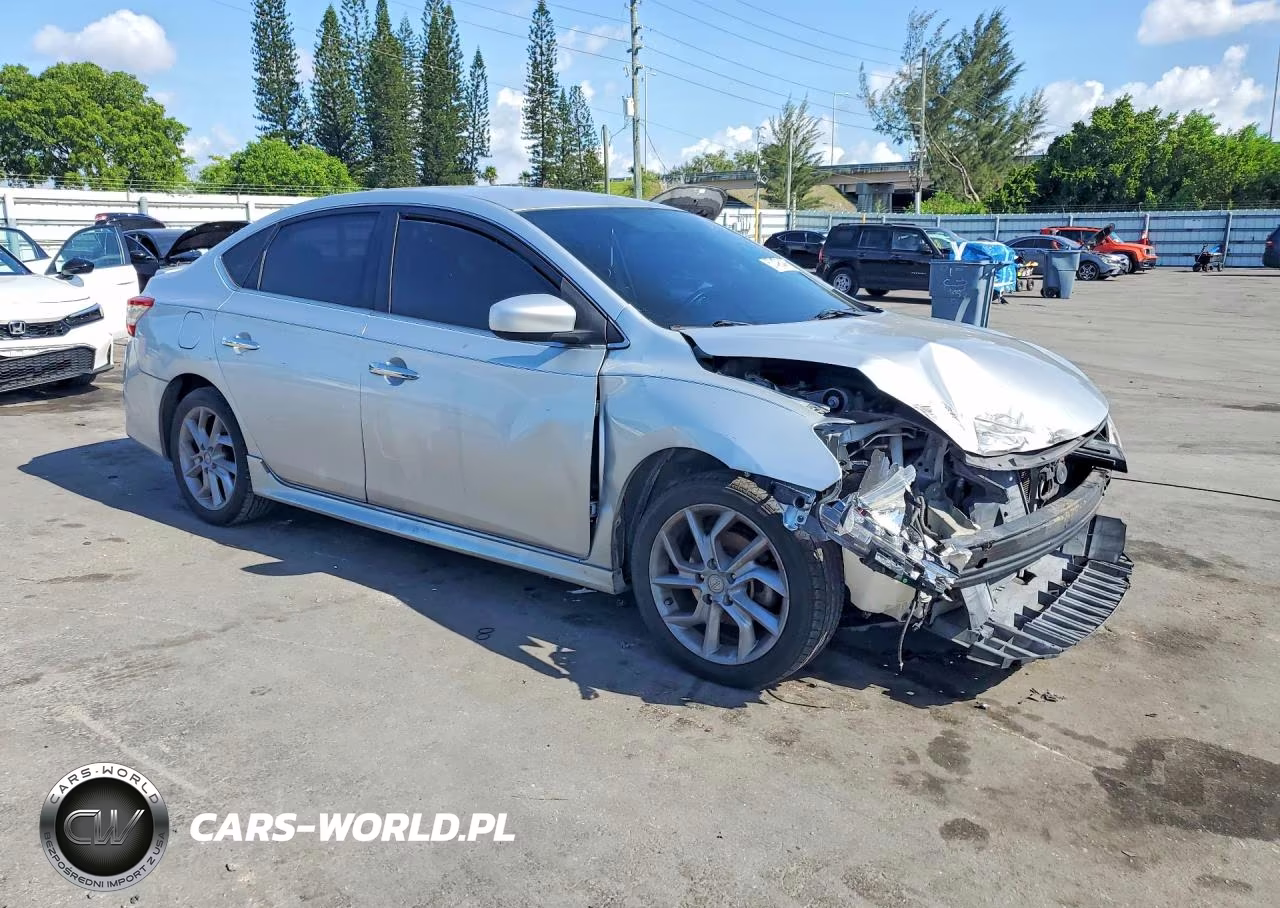 2014 Nissan Sentra Sr VIN:3N1AB7AP6EY257084 - 4