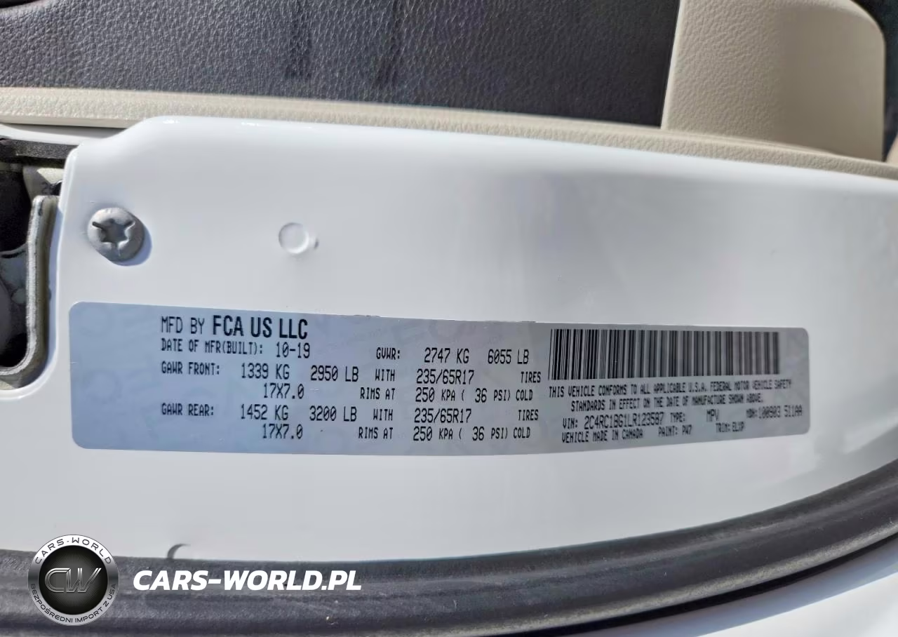 2020 Chrysler Pacifica Touring L VIN:2C4RC1BG1LR123587 - 13