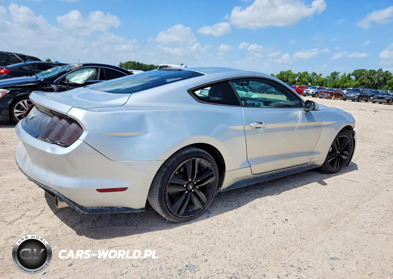 2015 Ford Mustang VIN:1FA6P8TH8F5301249 - 3