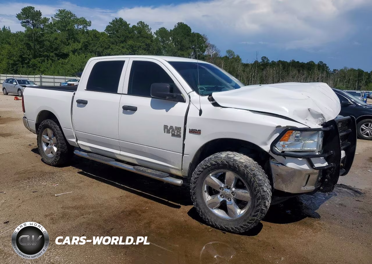 2019 Ram 1500 Classic Tradesman VIN:1C6RR7KT5KS518195 - 4