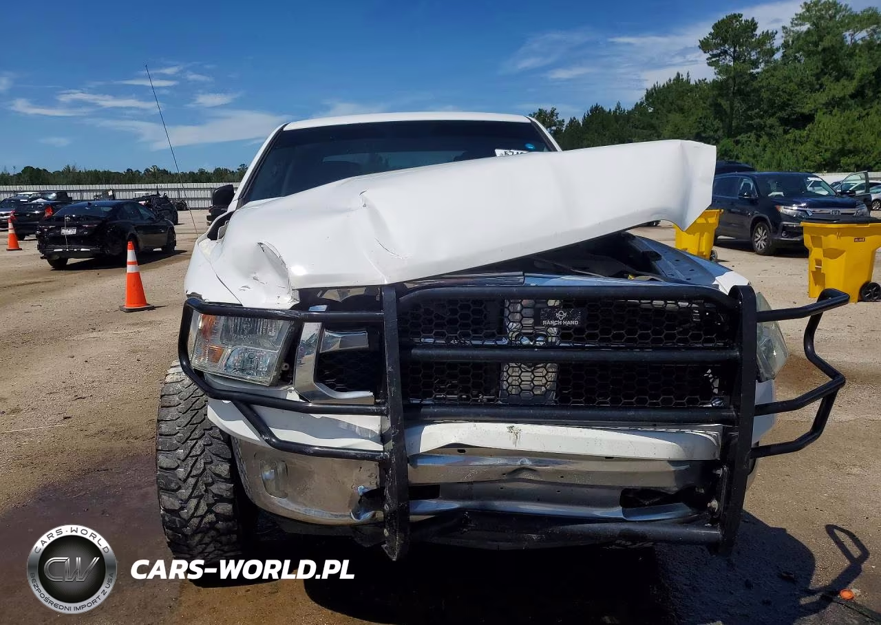 2019 Ram 1500 Classic Tradesman VIN:1C6RR7KT5KS518195 - 5