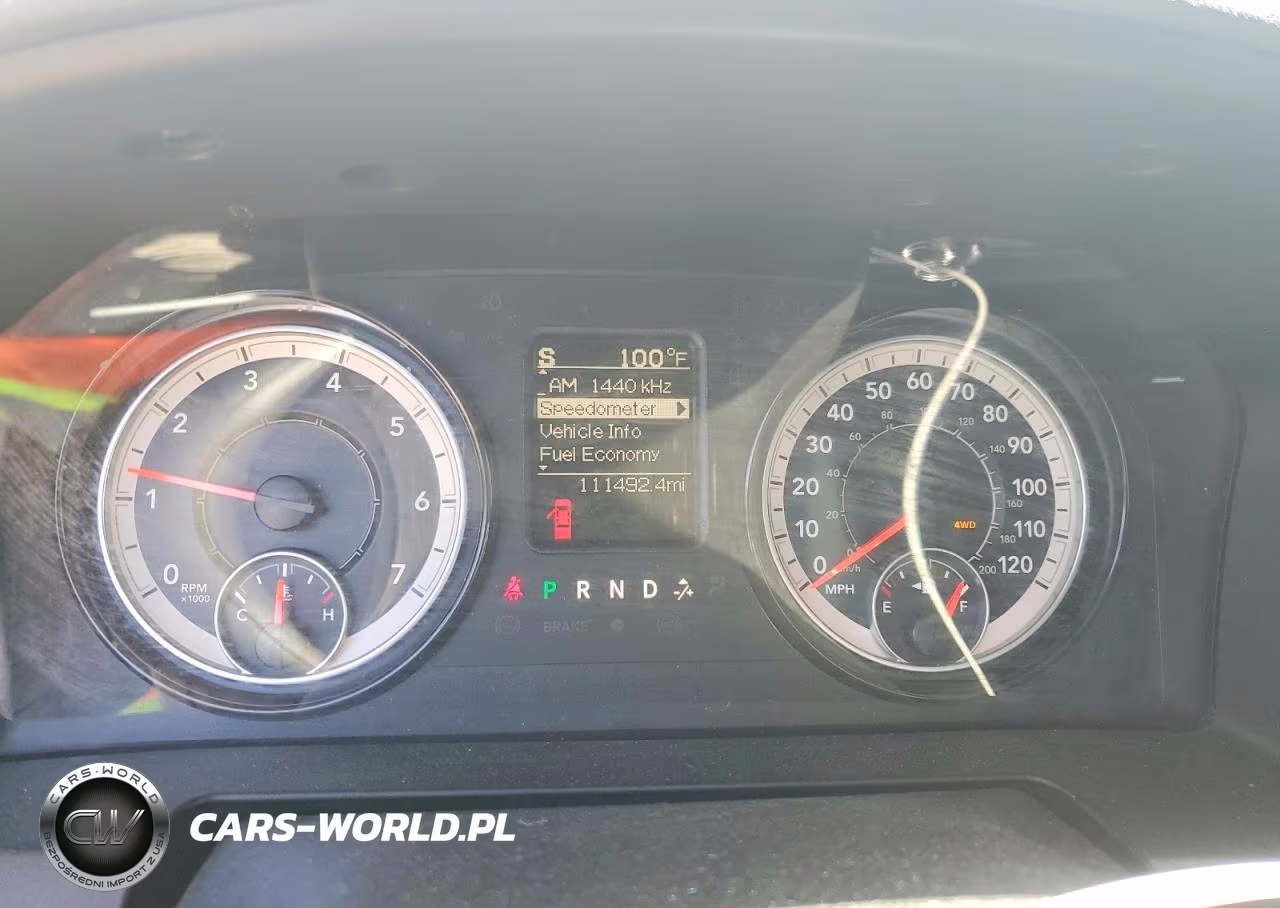 2019 Ram 1500 Classic Tradesman VIN:1C6RR7KT5KS518195 - 9