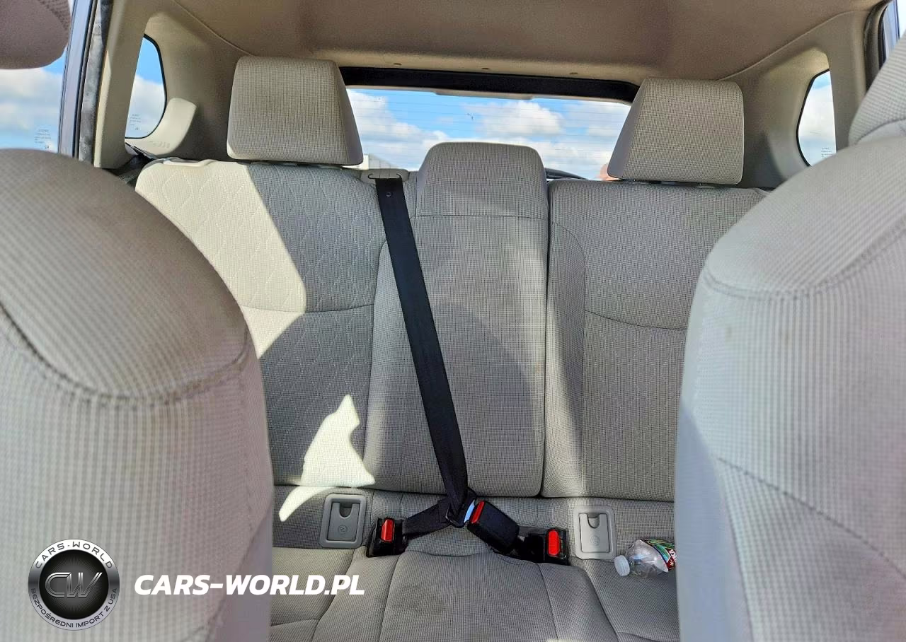 2022 Toyota Corolla Cross Le VIN:7MUCAAAGXNV032279 - 10