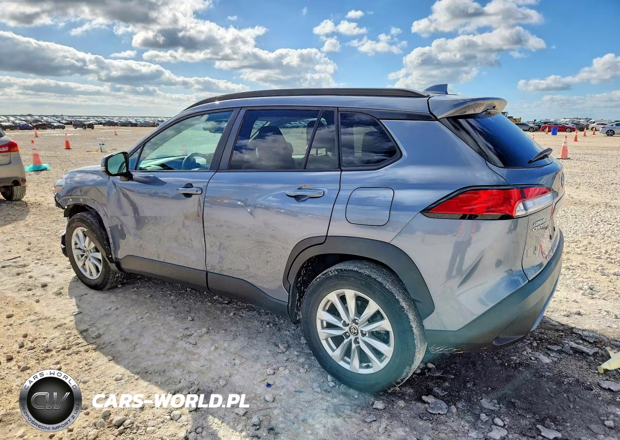 2022 Toyota Corolla Cross Le VIN:7MUCAAAGXNV032279 - 2