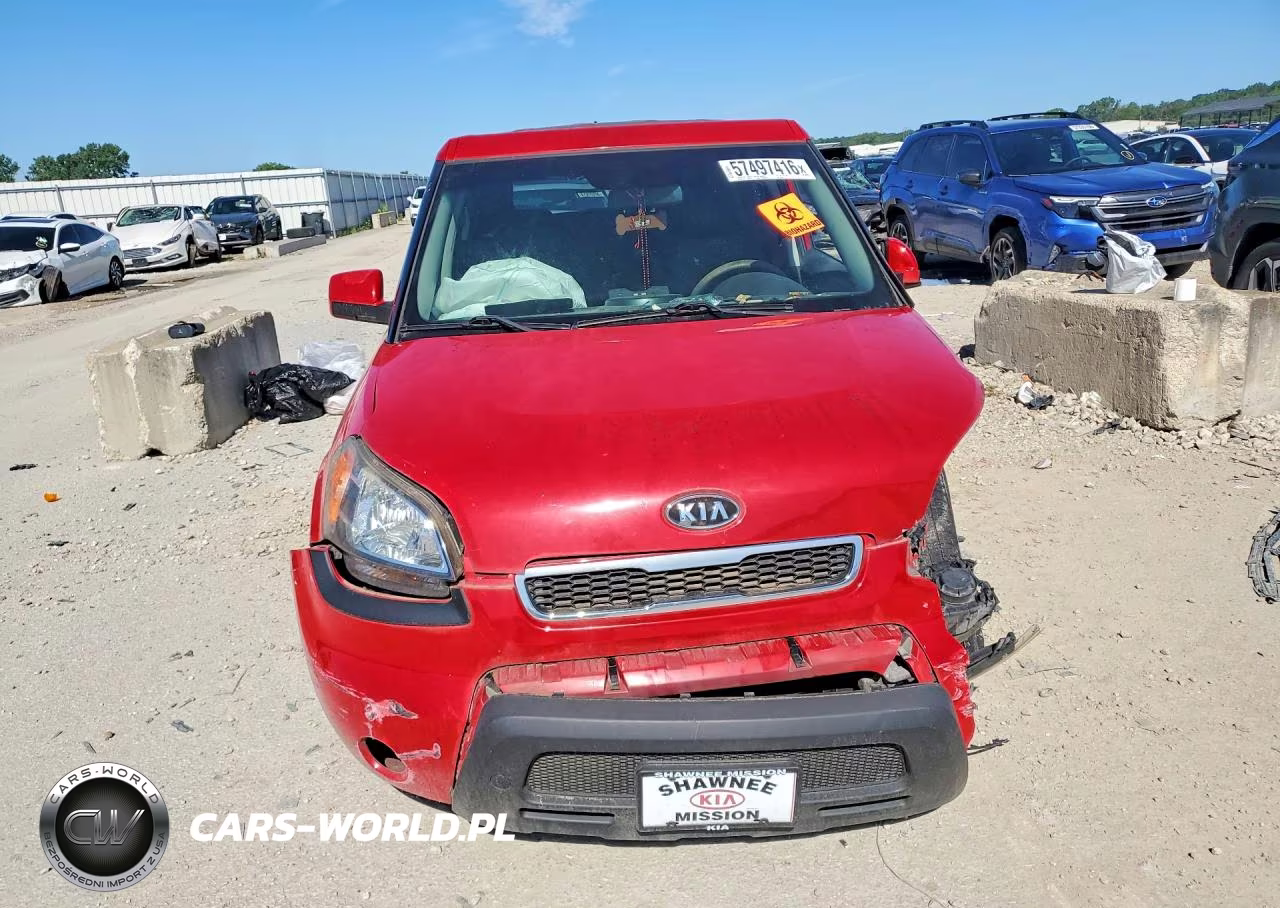 2011 Kia Soul + VIN:KNDJT2A24B7227953 - 5