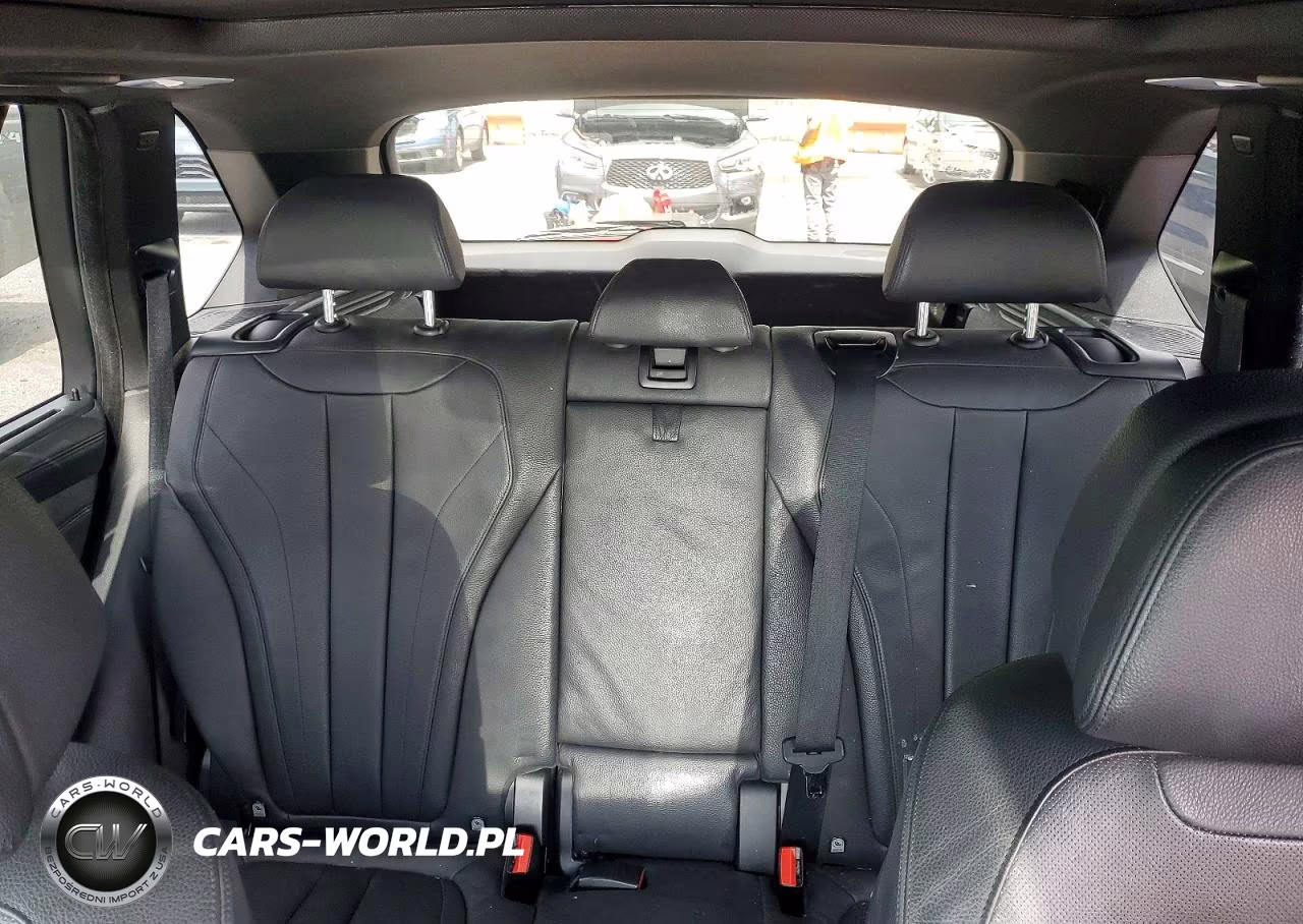 2015 BMW X5 xDrive50I VIN:5UXKR6C58F0J76214 - 10
