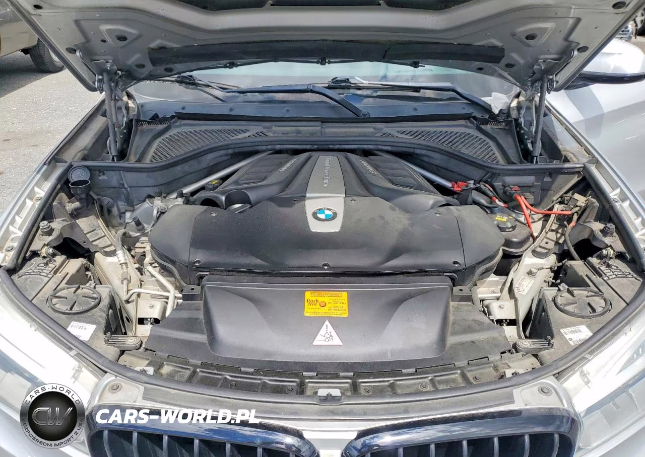 2015 BMW X5 xDrive50I VIN:5UXKR6C58F0J76214 - 12