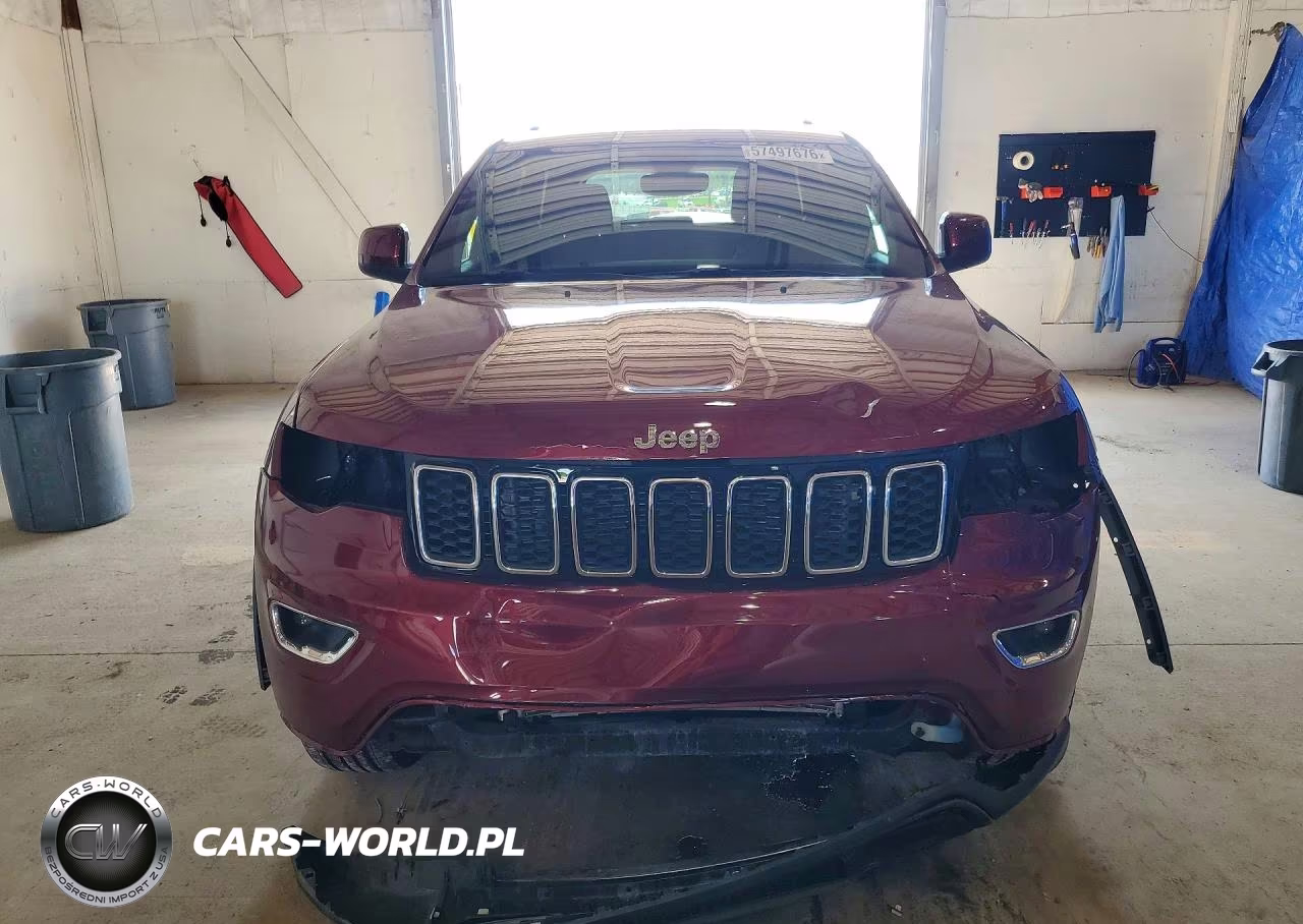 2017 Jeep Grand Cherokee Laredo VIN:1C4RJFAG6HC749544 - 4