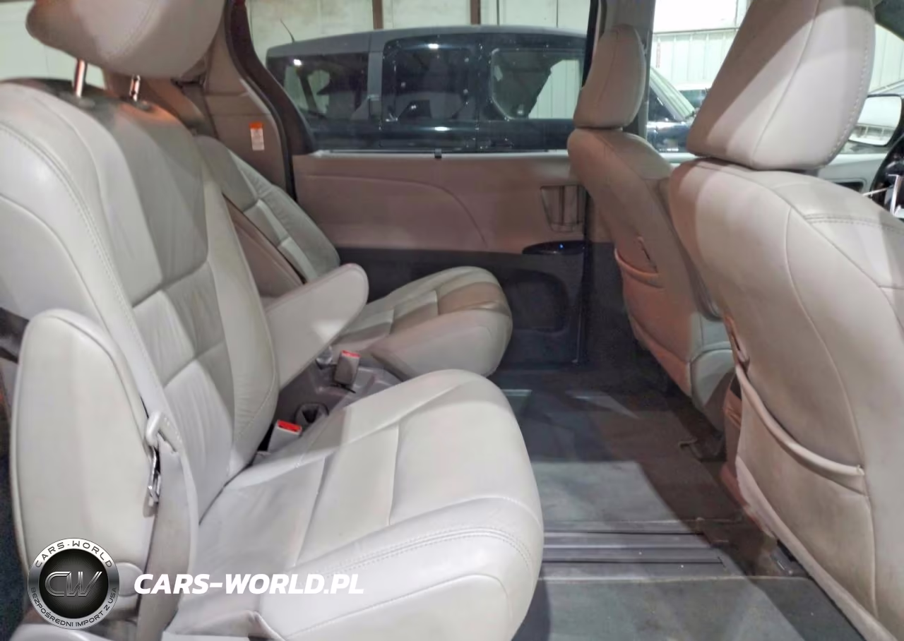 2018 Toyota Sienna Xle Premium 8-Passenger VIN:5TDYZ3DC4JS946678 - 11