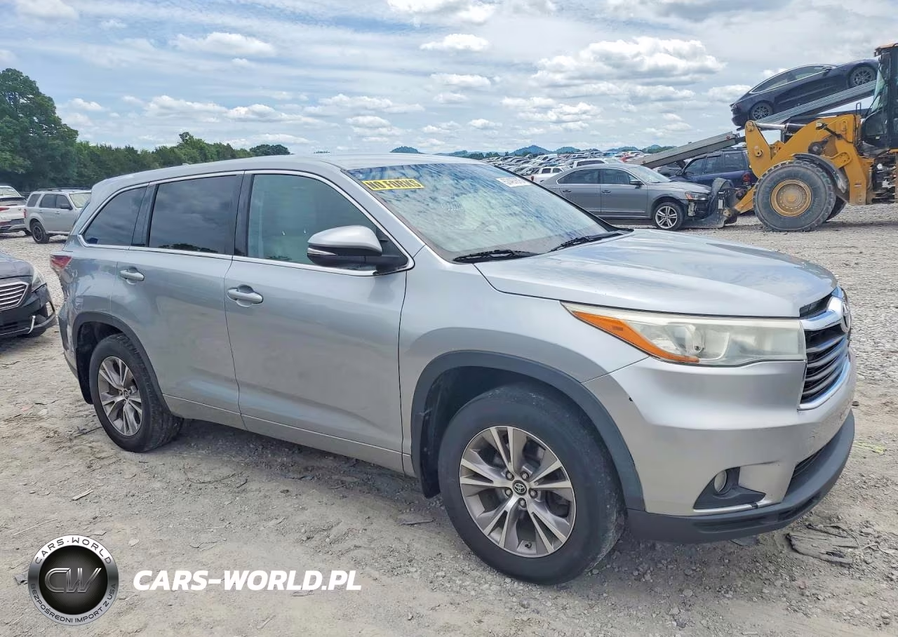 2016 Toyota Highlander Le Plus VIN:5TDBKRFHXGS307722 - 4