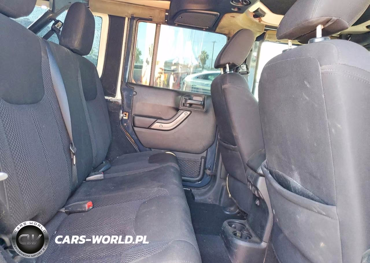 2017 Jeep Wrangler Unlimited Sport VIN:1C4BJWDG2HL669557 - 11