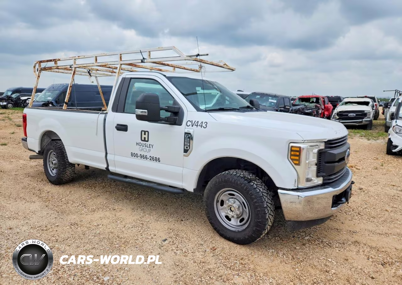 2018 Ford F250 Super Duty VIN:1FTBF2A65JEB71532 - 4