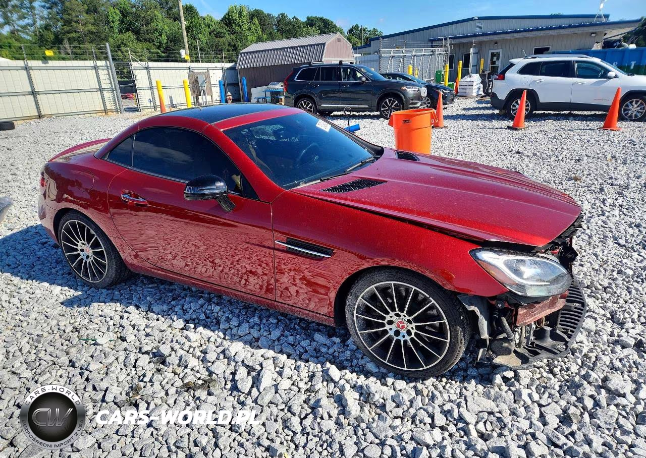 2017 Mercedes-Benz Slc 300 VIN:WDDPK3JA3HF141550 - 4