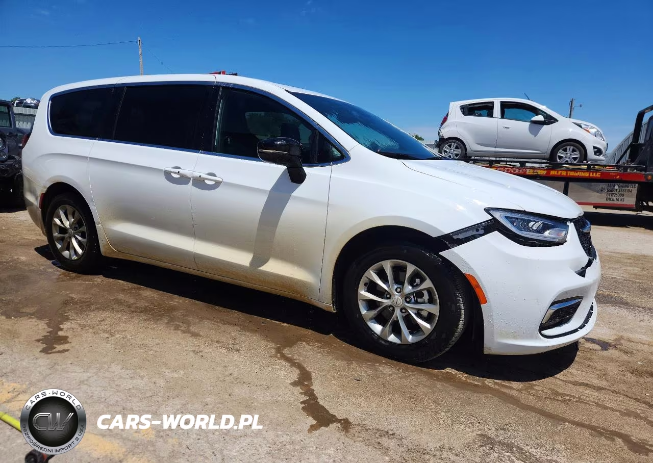 2026 Chrysler Pacifica Limited VIN:2C4RC1GG8TR176313 - 4