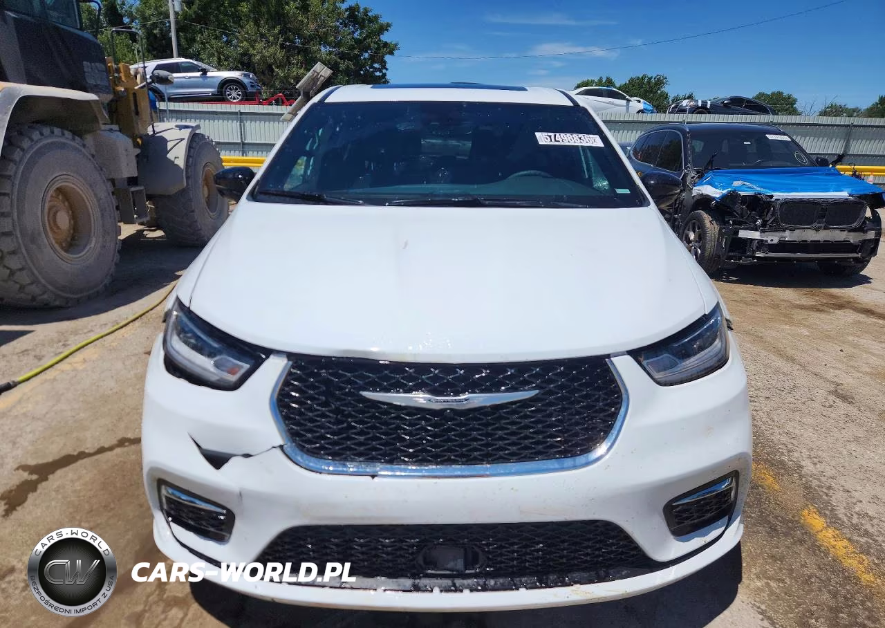 2026 Chrysler Pacifica Limited VIN:2C4RC1GG8TR176313 - 5