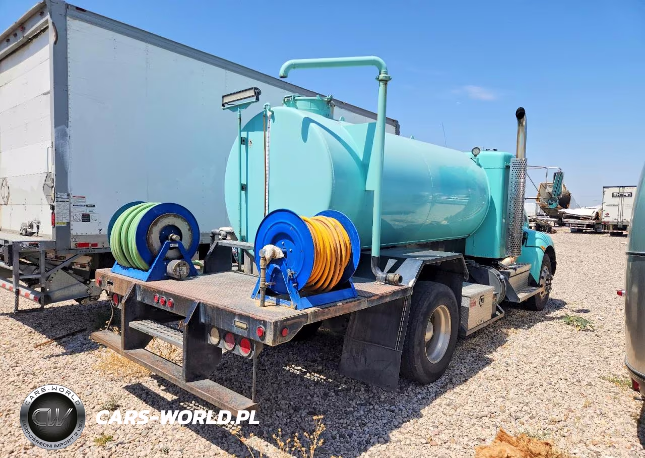 2018 Kenworth T370 Vacuum Truck VIN:2NKHHM7X1JM181876 - 4