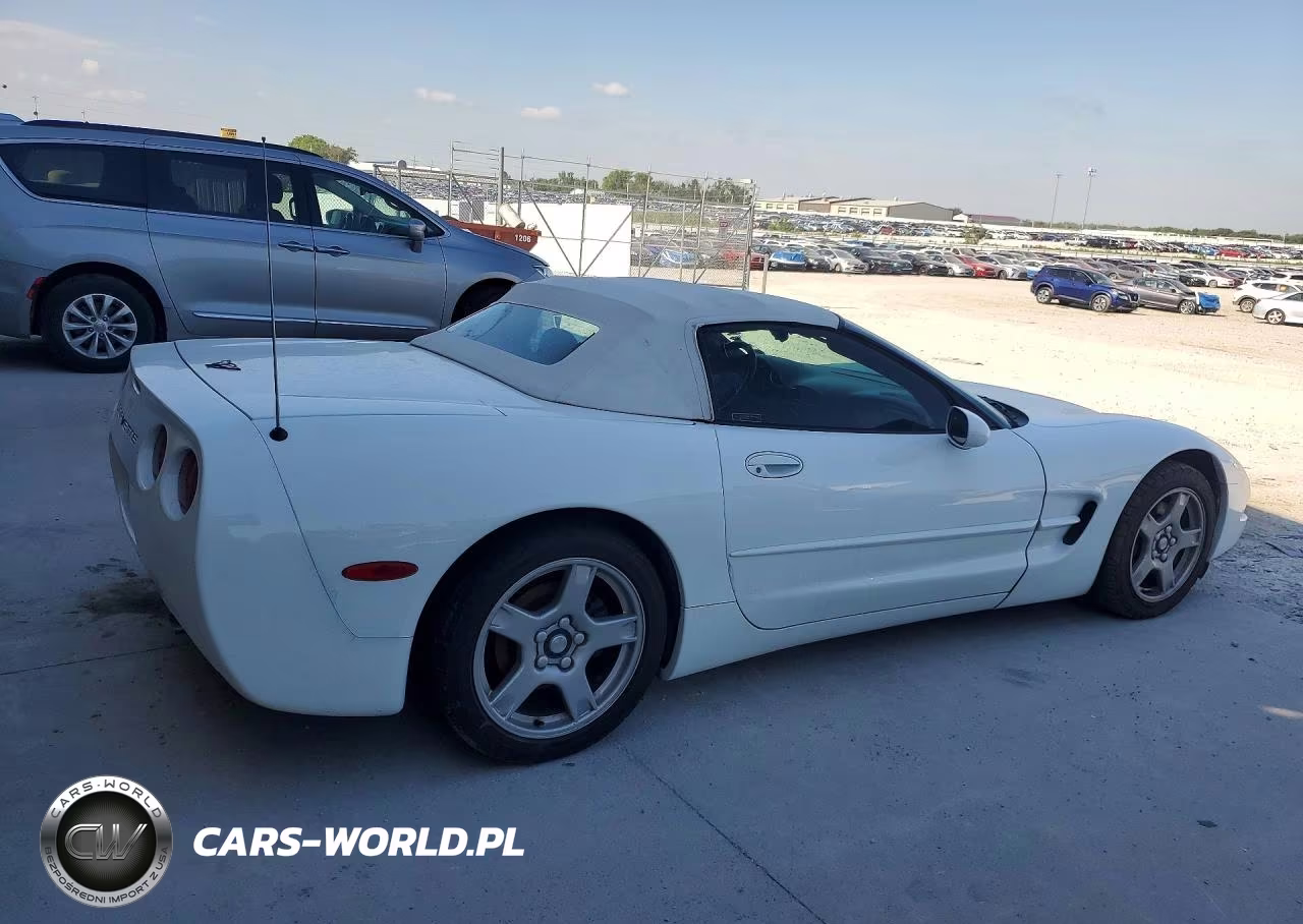 1998 Chevrolet Corvette VIN:1G1YY32G1W5107165 - 3