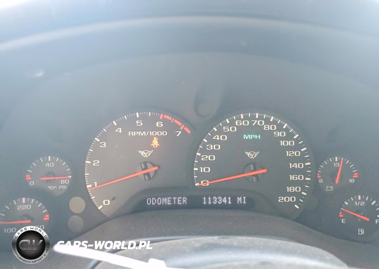 1998 Chevrolet Corvette VIN:1G1YY32G1W5107165 - 9