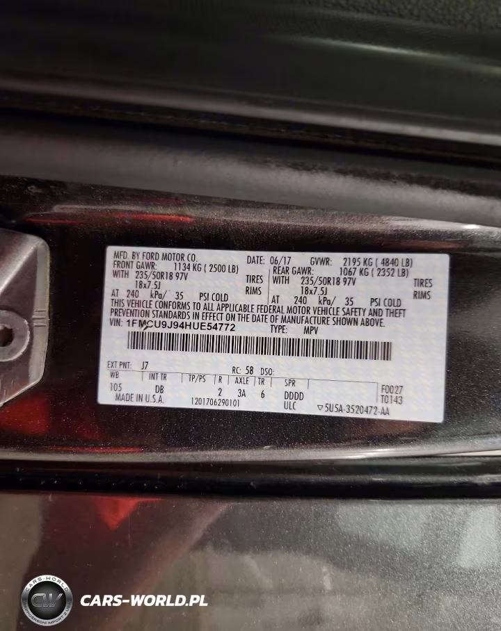 2017 Ford Escape VIN:1FMCU9J94HUE54772 - 13